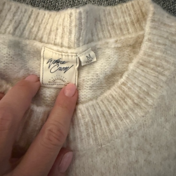 White Crow Cream Sweater with 'Howdy' Design - Picture 2 of 2